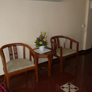 Economy Triple Room
